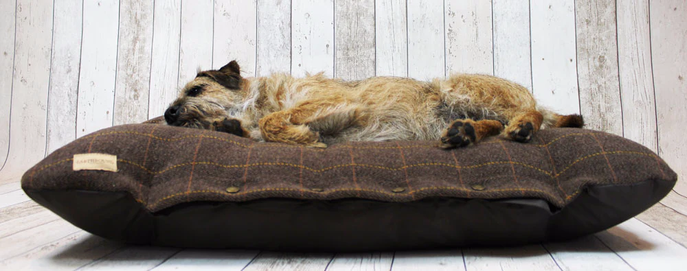 Tweed Pad Bed - Image 5